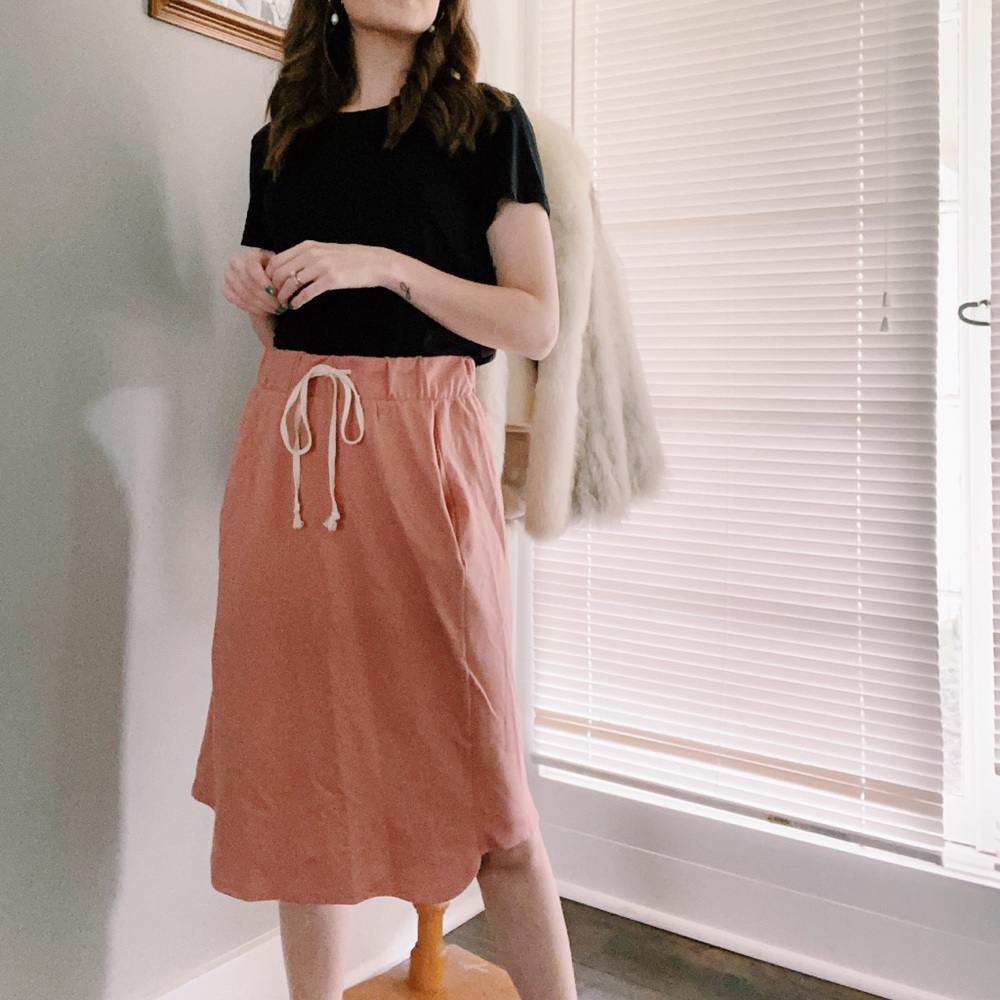 Roolee Knee-Length Knit Blush Pink Casual Skirt